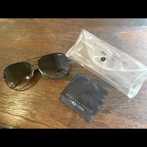 Quay High-Key Mini Black Fade made w/ Desi Perkins